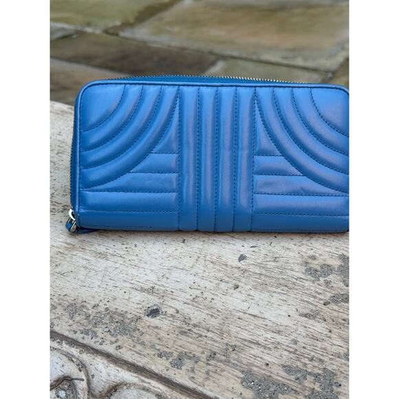 Prada Diagramme zippy wallet - blue quilted nappa calfskin leather Pristine - Picture 3 of 5